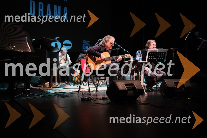  Aljoša Kosor, skupina Bossa de novo;  Primož Vitez, glasbenik, dramaturg, prevajalecBossa de Novo na odru ljubljanske Drame