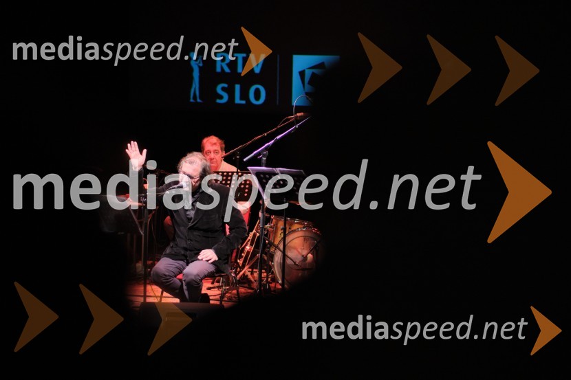  Primož Vitez, glasbenik, dramaturg, prevajalecBossa de Novo na odru ljubljanske Drame