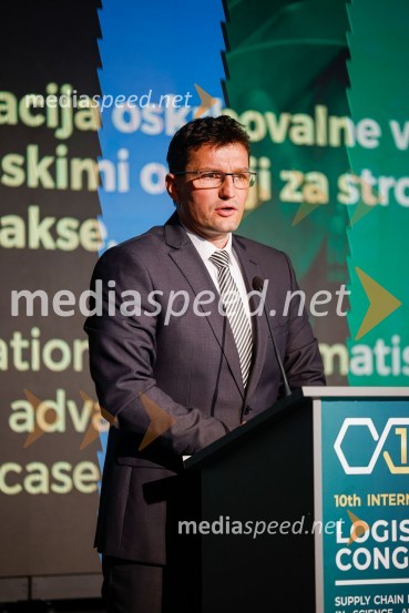  Rok Cizej, izvršni direktor logistike, PETROL d.d.10. mednarodni Logistični kongres