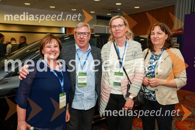  Natalija Repanšek, Ozs;  Bogdan Semenič, Semenič transport d.o.o.;  Darja Krč, Knauf insulation d.o.o.;  ... 10. mednarodni Logistični kongres