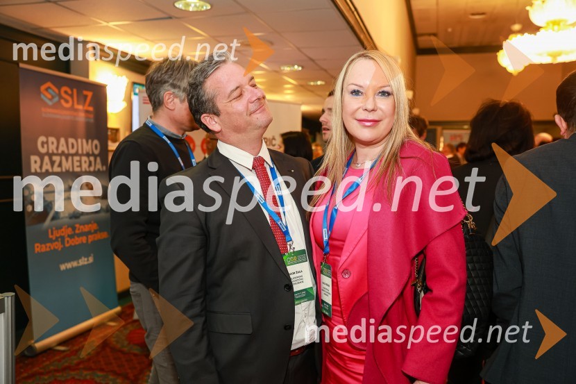  Igor  Žula, predsednik Slovenskega logističnega združenja ; prof. dr. Maja Fošner, Fakulteta za naravoslovje in matematiko, Univerza v Mariboru10. mednarodni Logistični kongres