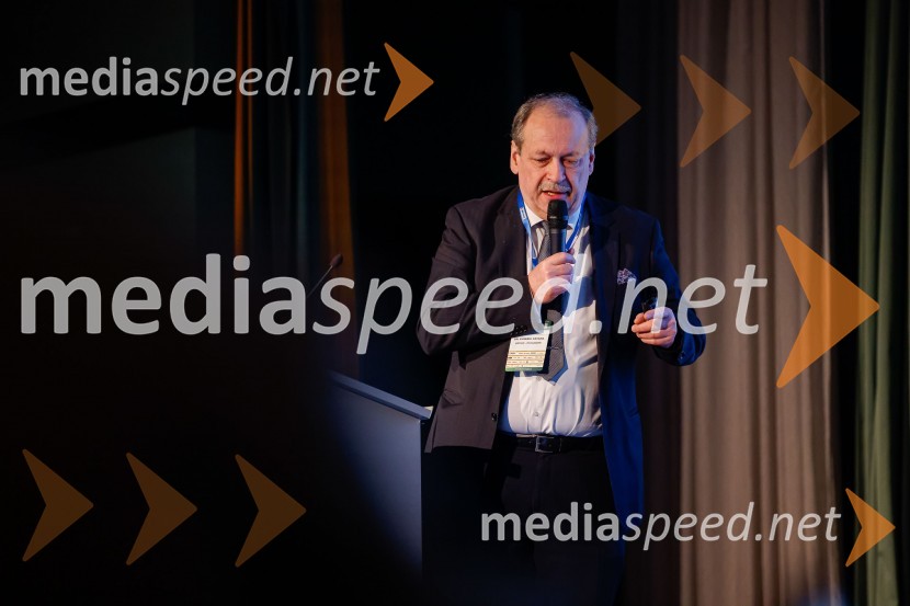 dr. Eusebiu Catana, višji vodja oddelka za inovacije, podpredsednik ALICE, ERTICO - ITS EUROPE10. mednarodni Logistični kongres