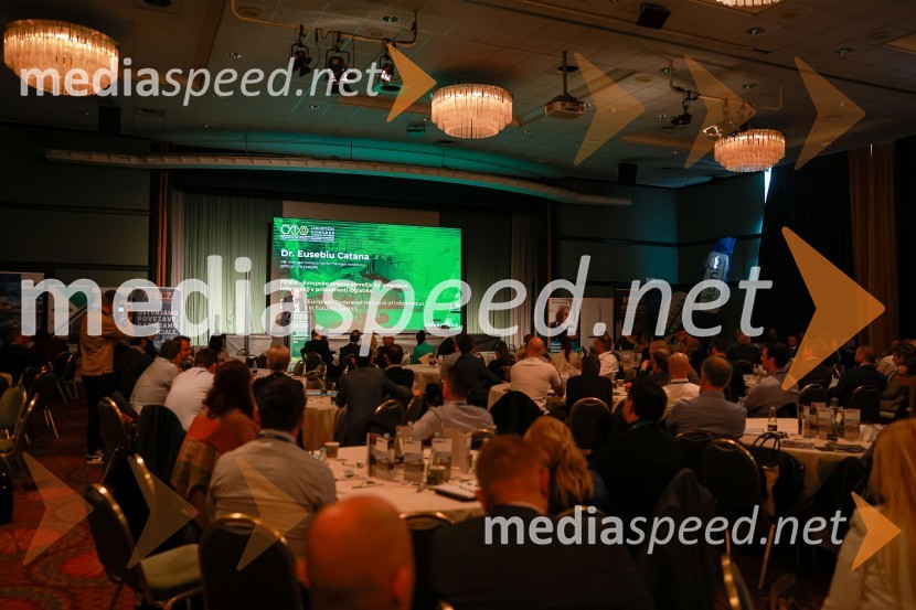 dr. Eusebiu Catana, višji vodja oddelka za inovacije, podpredsednik ALICE, ERTICO - ITS EUROPE10. mednarodni Logistični kongres