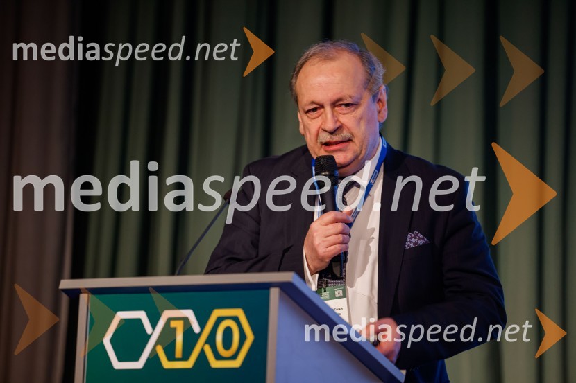 dr. Eusebiu Catana, višji vodja oddelka za inovacije, podpredsednik ALICE, ERTICO - ITS EUROPE10. mednarodni Logistični kongres