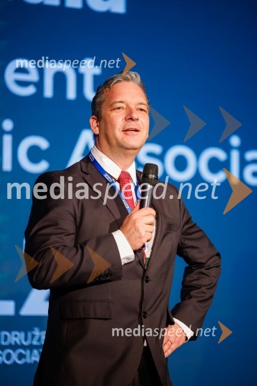  Igor  Žula, predsednik Slovenskega logističnega združenja 10. mednarodni Logistični kongres