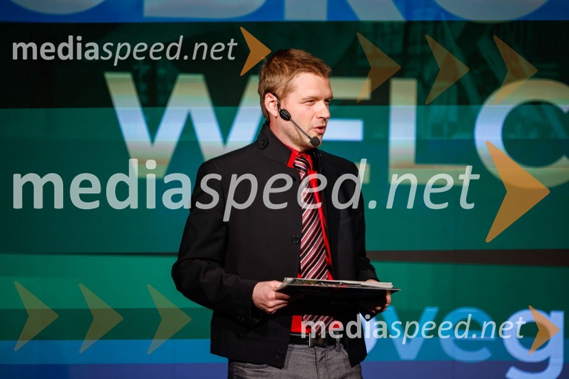  Jernej Pintar, CEO in vodja tehnološke skupnosti, Tehnološki park Ljubljana10. mednarodni Logistični kongres