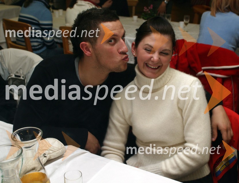 Boris Bukšek, Bar in Melanija Šober, telemark smučarka in športnica Maribora 200410. spust s pležuhom na Pohorju