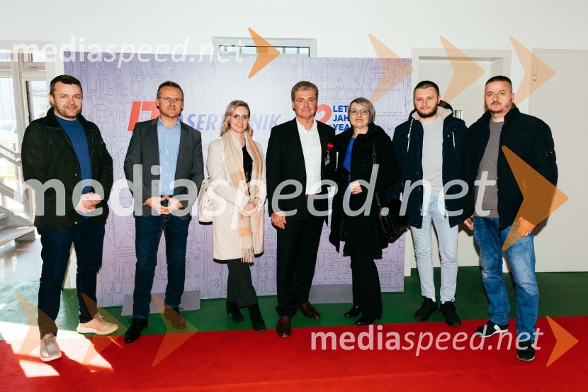  ... ;  ... ;  ... ;  Drago Jernej, direktor Lasertehnik Maribor;  ... ;  ... ;  ... LASERTEHNIK, 22. obletnica in otvoritev novih poslovno - proizvodnih prostorov