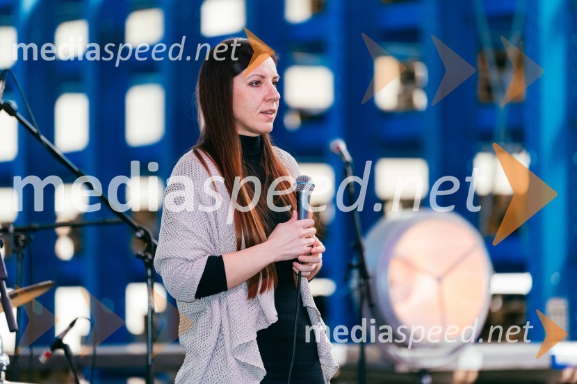  Natalija Tumpej, pevka, Jazz LadiesLASERTEHNIK, 22. obletnica in otvoritev novih poslovno - proizvodnih prostorov