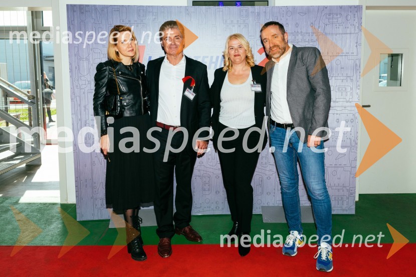  Natalija Cvetko, Mediaspeed d.o.o.;  Drago Jernej, direktor Lasertehnik Maribor;  Nada Marinković, Lasertehnik Maribor;  Borut  Cvetko, kreativni direktor, Mediaspeed d.o.o.LASERTEHNIK, 22. obletnica in otvoritev novih poslovno - proizvodnih prostorov