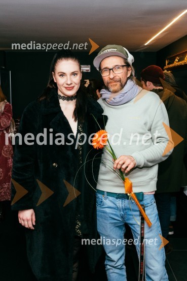  Maša Grošelj, igralka;  Aljoša Koltak, igralecIkigai, premiera v SLG Celje