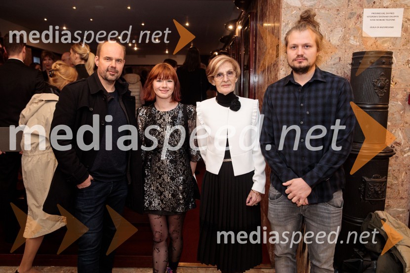  Gregor Zorc, igralec;  Manca Lipoglavšek, asistentka dramaturginje;  Mojca Kreft, dramaturginja in teatrologinja;  Žiga  Divjak, režiser53. Teden slovenske drame, sklepna slovesnost s podelitvijo nagrad