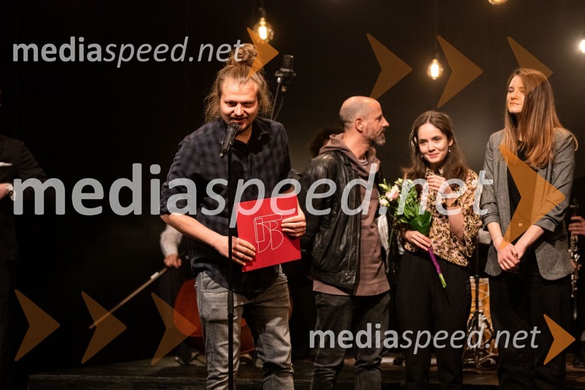  Žiga  Divjak, režiser;  Iztok Drabik Jug, igralec;  Lara Wolf Završnik, igralka;  ... 53. Teden slovenske drame, sklepna slovesnost s podelitvijo nagrad