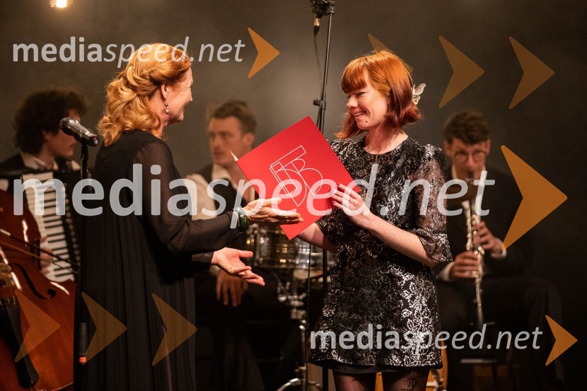  Vesna  Jevnikar, igralka;  Manca Lipoglavšek, asistentka dramaturginje53. Teden slovenske drame, sklepna slovesnost s podelitvijo nagrad