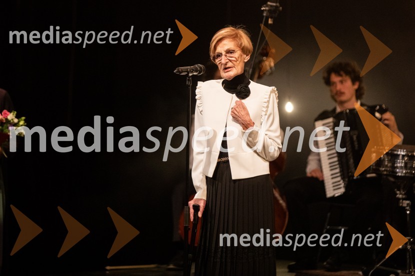  Mojca Kreft, dramaturginja in teatrologinja53. Teden slovenske drame, sklepna slovesnost s podelitvijo nagrad