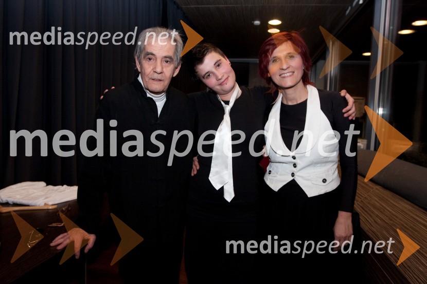  Andres Valdes, pantomimik;  Veronika Valdés, igralka;  Jana Kovač Valdes, plesna pedagoginja in koreografinja Umrl je Andres Valdes