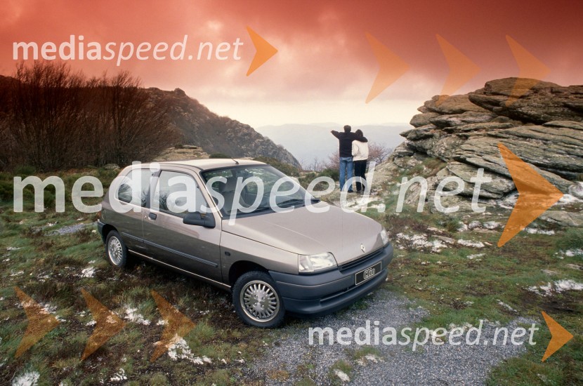 Renault Clio: naša zgodba in zgodbe miljonov kupcev