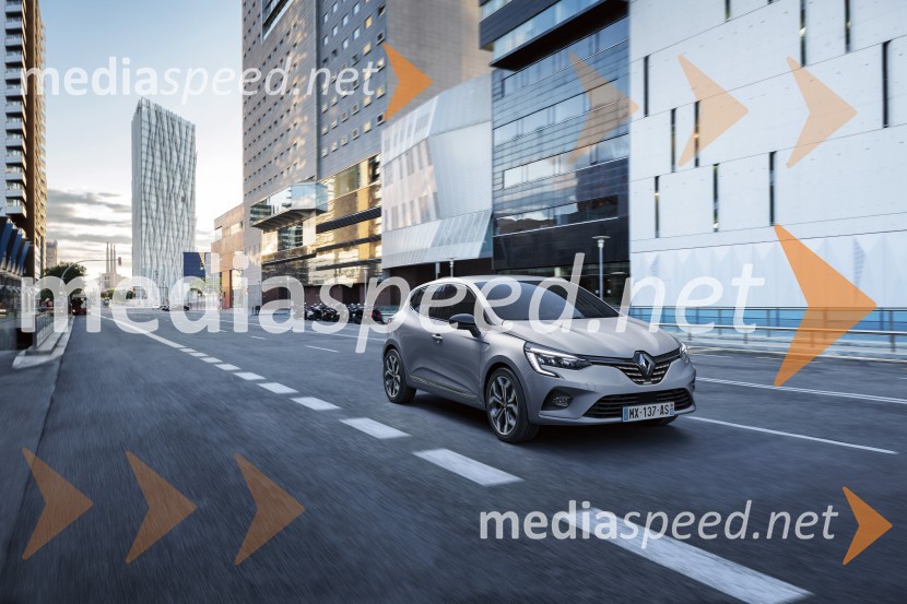 Renault Clio: naša zgodba in zgodbe miljonov kupcev