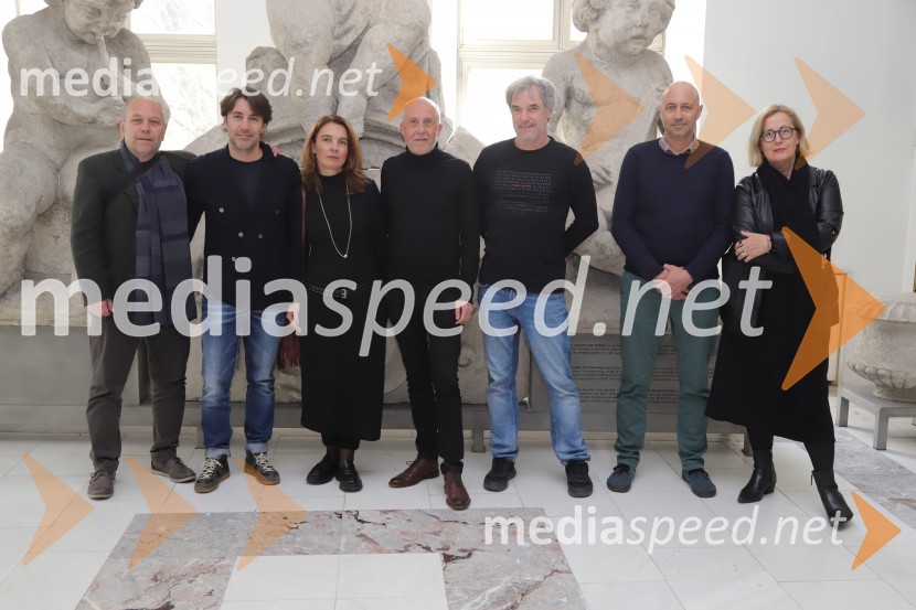  Milko Lazar, skladatelj, pianist;  Edward Clug, umetniški direktor, Balet SNG Maribor;  Nuša Ekar, scenaristka;  Božo Grlj, režiser;  Jure Nemec, direktor fotografije, ZFS;  Andraž Poschl, odgovorni urednik kulturnega in umetniškega programa RTV Slovenija;  ... Uživajte, oder je vaš, predpremiera dokumentarnega filma v SNG Maribor