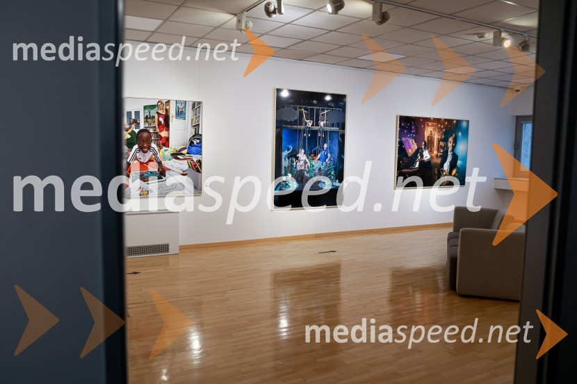 Odprtje fotografske razstave Petra Uhana v Generali galeriji