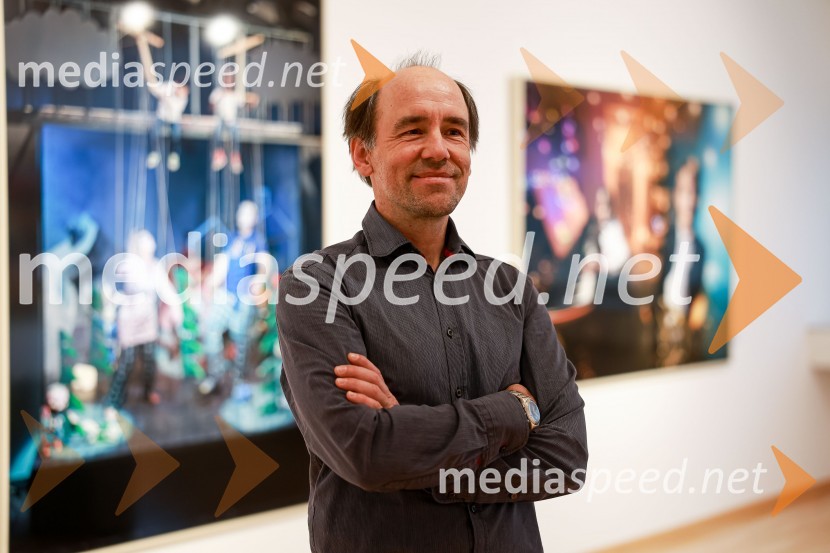  Peter Uhan, fotografOdprtje fotografske razstave Petra Uhana v Generali galeriji