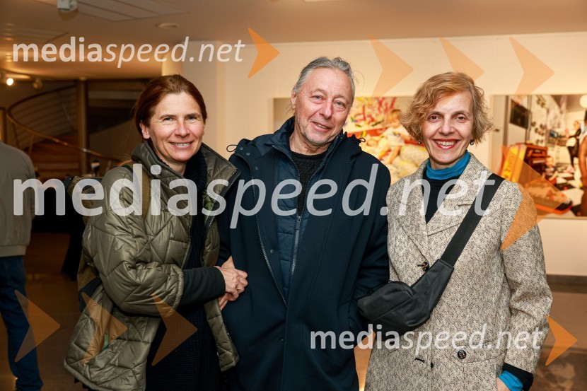  ... ;  ... ;  Apolonija Simon, umetnicaOdprtje fotografske razstave Petra Uhana v Generali galeriji