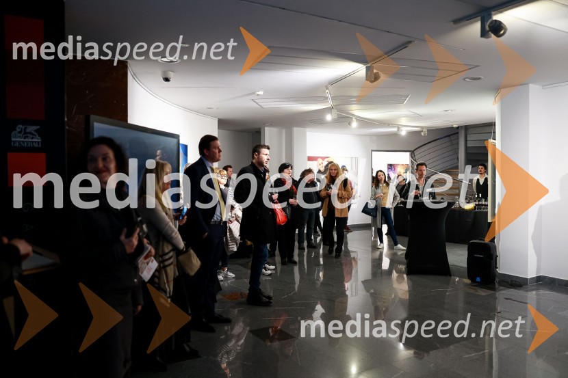 Odprtje fotografske razstave Petra Uhana v Generali galeriji