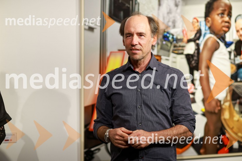  Peter Uhan, fotografOdprtje fotografske razstave Petra Uhana v Generali galeriji