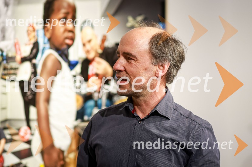  Peter Uhan, fotografOdprtje fotografske razstave Petra Uhana v Generali galeriji