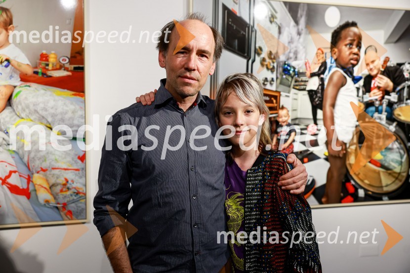  Peter Uhan, fotograf;  ... Odprtje fotografske razstave Petra Uhana v Generali galeriji