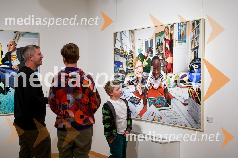 Odprtje fotografske razstave Petra Uhana v Generali galeriji