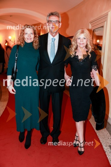 mag. Tadeja Kuhar,  Državna revizijska komisija;  Andrej  Kren, direktor PC Brdo;  Darja Kuhar Kotnik, soustanoviteljica in podpredsednica Društva za zdravje narodaLjubezen, premiera baleta v SNG Opera in balet Ljubljana