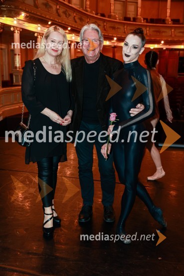  Tina Šrot, novinarka uredništva oddaj o kulturi na TVS;  ... ;  Tasja Šarler, baletna plesalkaLjubezen, premiera baleta v SNG Opera in balet Ljubljana