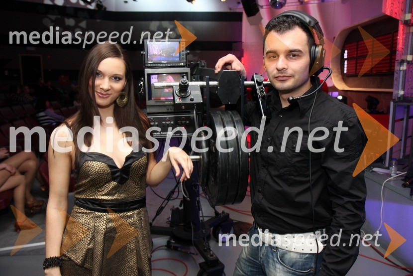 Sarah Zanella, pevka in Simon Neuvirt, snemalec televizije RTSRdeča preproga s Sebastianom, snemanje oddaje