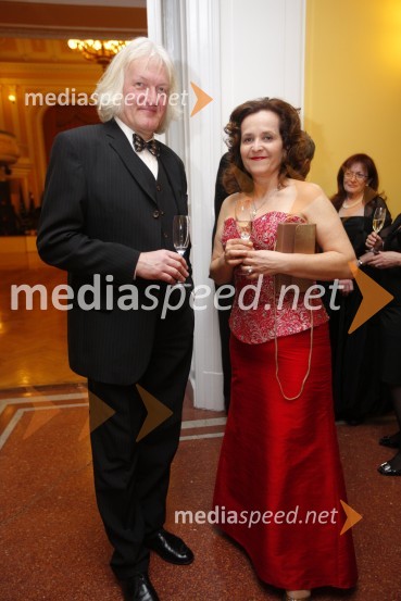 Dr. Igor Praznik, predsednik Zdravniškega društva Celje in dr. Jana Govc Eržen, predsednica organizacijskega odbora Zdravniškega društva CeljeTradicionalni valčkov ples 2009