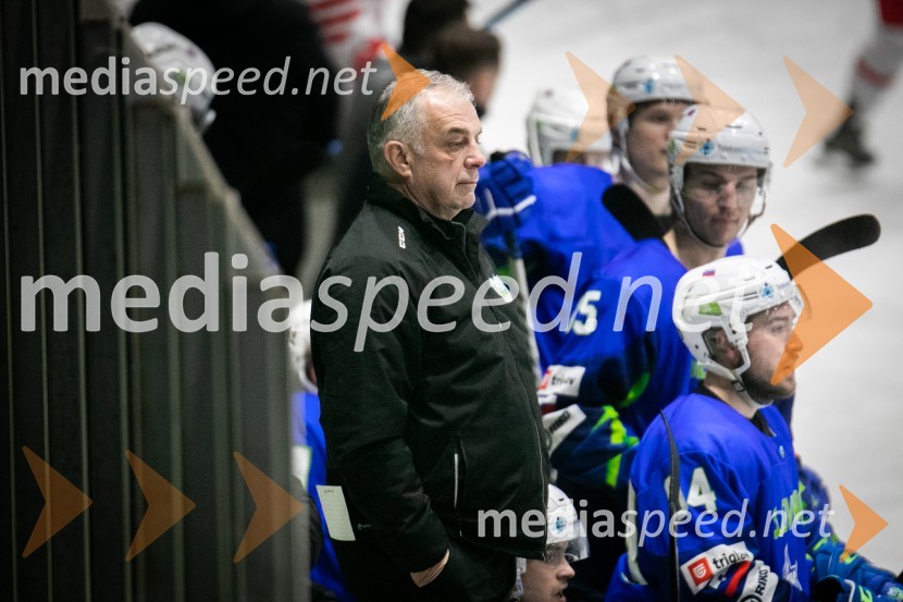  Matjaž  Kopitar, glavni trener slovenske hokejske reprezentanceHokejska tekma Slovenija - Poljska