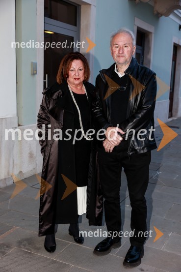  Maja Jerman Bratec, upokojena direktorica SNG Nova Gorica;  Bojan BratecSanja Valentin, premiera glasbeno - plesne komedije v Gledališču Koper