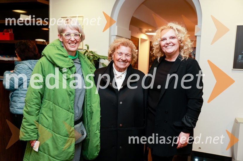  Nina Ukmar, vodja kabineta, Ministrstvo za kulturo;  ... ;  Katja Pegan,  direktorica in režiserka, Gledališče Koper Teatro CapodistriaSanja Valentin, premiera glasbeno - plesne komedije v Gledališču Koper