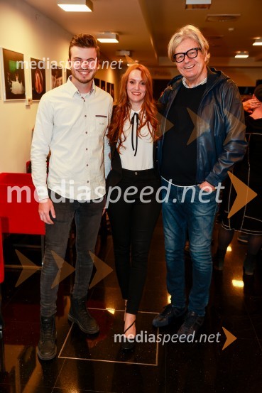  ... ;  ... ;  Damir Zlatar Frey, režiserSanja Valentin, premiera glasbeno - plesne komedije v Gledališču Koper