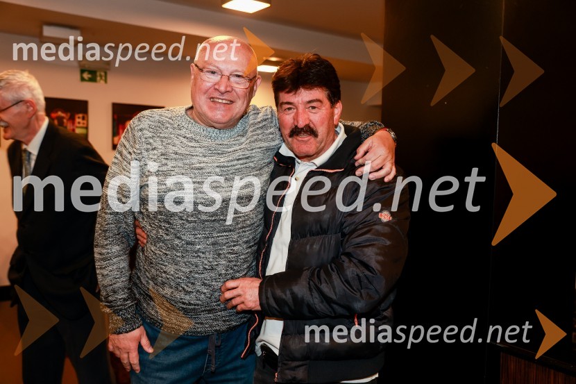  Nace Junkar, operni pevec;  Ilija Jovanović, menedžerSanja Valentin, premiera glasbeno - plesne komedije v Gledališču Koper