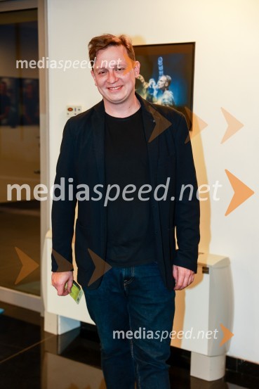  Luka Cimprič, igralecSanja Valentin, premiera glasbeno - plesne komedije v Gledališču Koper