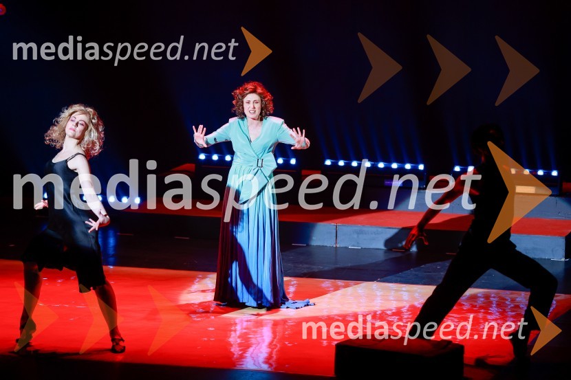  Anja Drnovšek, igralkaSanja Valentin, premiera glasbeno - plesne komedije v Gledališču Koper