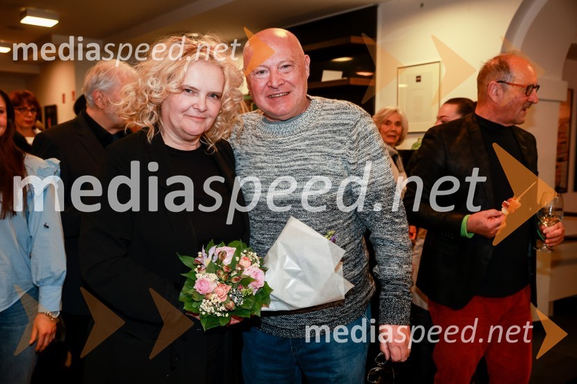  Katja Pegan,  direktorica in režiserka, Gledališče Koper Teatro Capodistria;  Nace Junkar, operni pevecSanja Valentin, premiera glasbeno - plesne komedije v Gledališču Koper