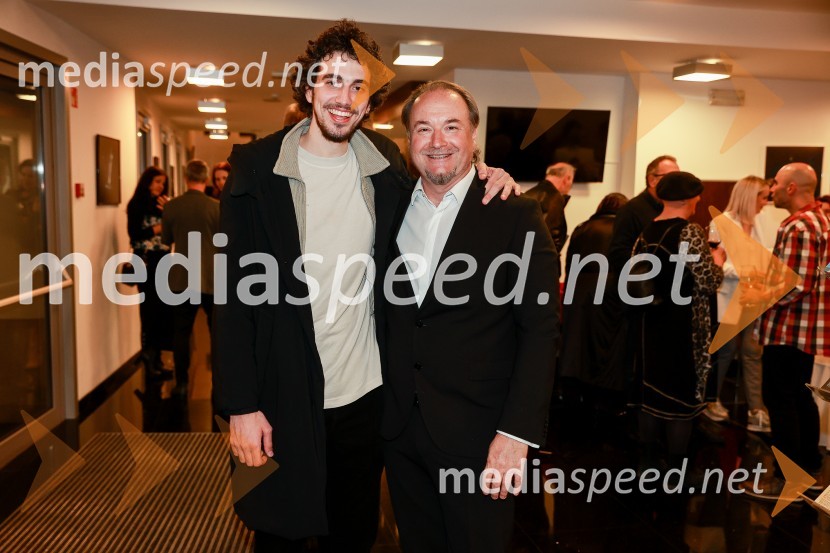  Mak  Tepšić, igralec;  Patrik Greblo, dirigentSanja Valentin, premiera glasbeno - plesne komedije v Gledališču Koper