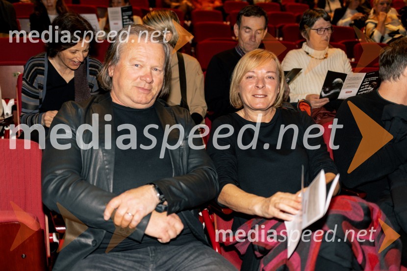  Tomaž Žontar, vodja razvoja storitev in inovacij, Europlakat d.o.o.;  Darja ŽontarWim Vandekeybus / Ultima Vez & KVS: roke se ne dotikajo tvojega dragocenega mene, plesna predstava v Cankarjevem domu