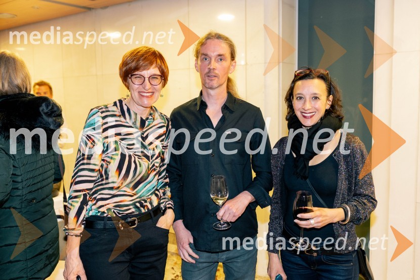  ... ;  Andrej Jaklič, Cankarjev dom;  ... Wim Vandekeybus / Ultima Vez & KVS: roke se ne dotikajo tvojega dragocenega mene, plesna predstava v Cankarjevem domu