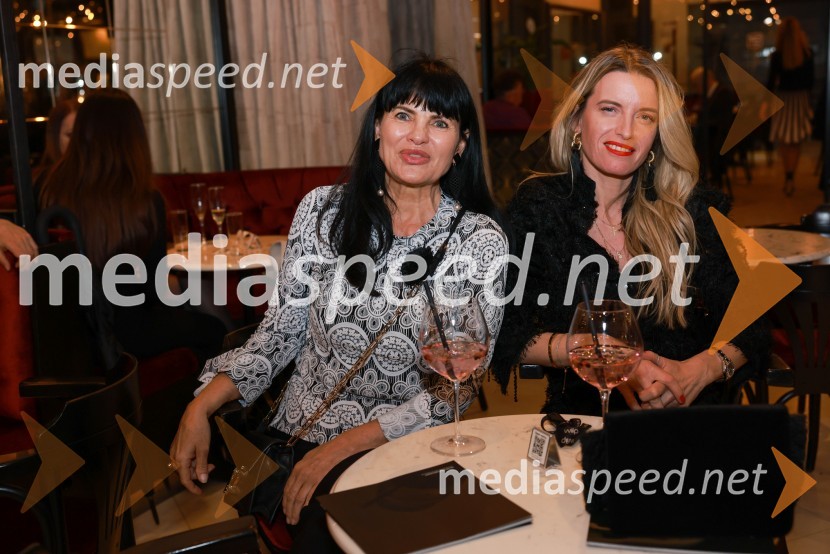 mag.  Helena  Cvikl, predavateljica na Fakulteti za turistične študije;  Anita KolblMYTH, RAIN DOGS, APERTURE, baletni triptih, premiera v SNG Maribor