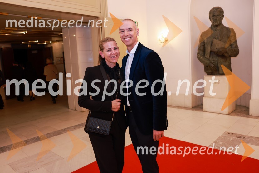  Patricia Koren Vilčnik, Press Clipping;  Boštjan Vilčnik, direktor, podjetje Press ClippingMYTH, RAIN DOGS, APERTURE, baletni triptih, premiera v SNG Maribor