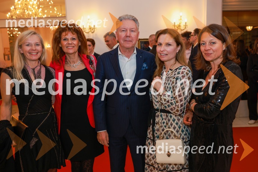 MYTH, RAIN DOGS, APERTURE, baletni triptih, premiera v SNG Maribor