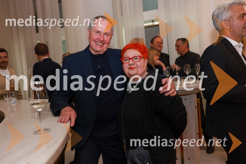  Boris Kac, odvetnik;  Zdenka Križanič, mestna svetnica, Lista župana Andreja Fištravca, predsednica odbora za podelitev Glazarjevih nagradMYTH, RAIN DOGS, APERTURE, baletni triptih, premiera v SNG Maribor